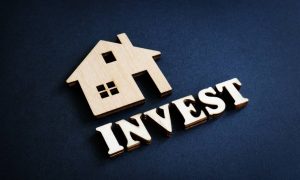 Why Real Estate Is a Great Side Business for Physicians